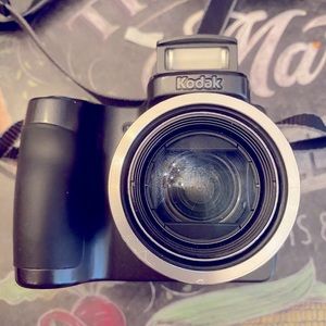 Kodak easy share camera 7.1 mega pixels $25